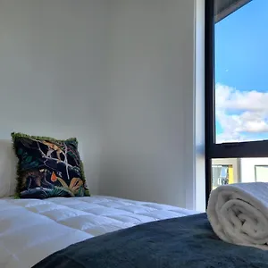 https://u-suites-on-trieste-way.wellingtonnzhotels.com