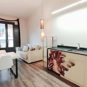  Apartment Montserrat By Gaiarooms Spanien