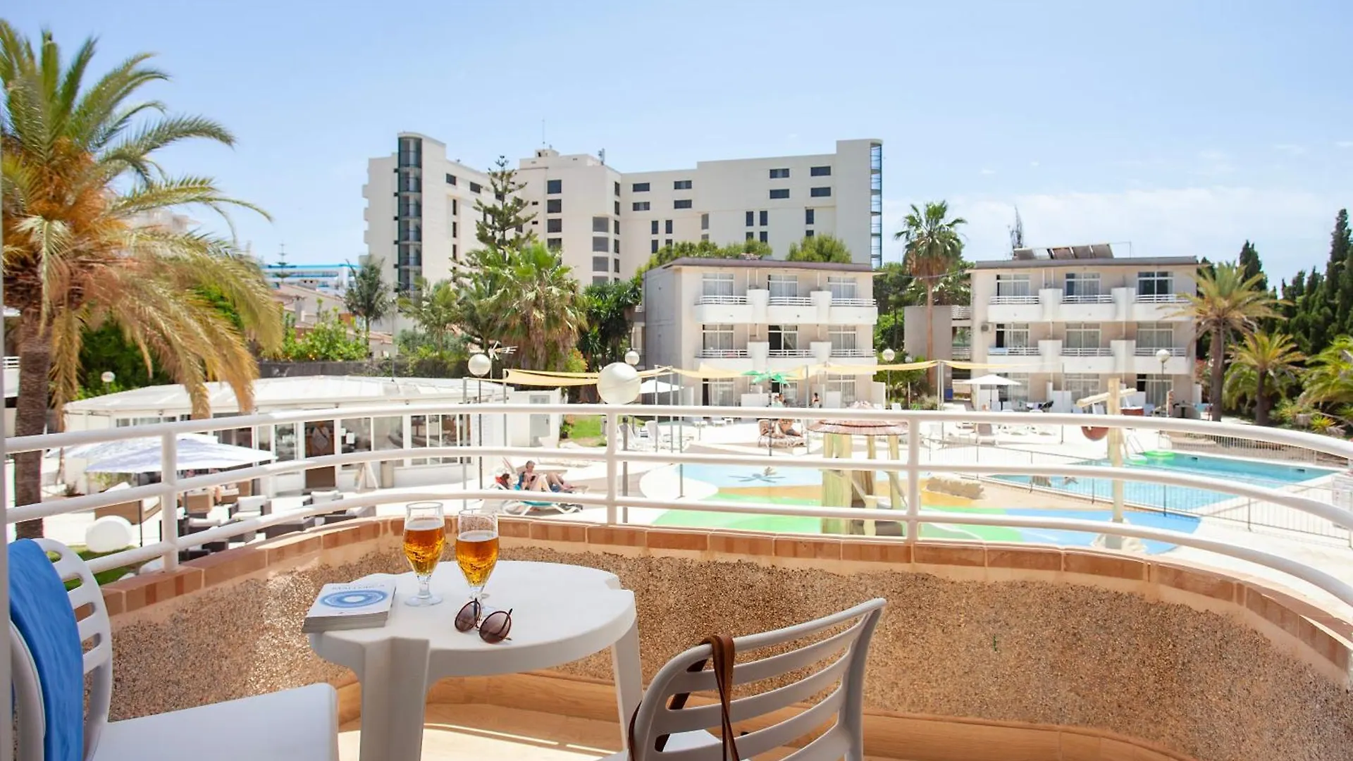 Bj Apartamentos Club Sa Coma Sa Coma  Španělsko